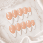 Fine Nails Clean Girl – Nude Press-on Nägel in Hautton-Nuancen (Mandelform), Produktfoto